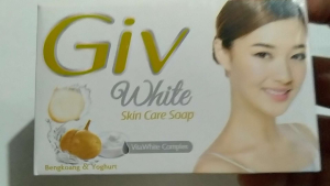 Sabun mandi GIV white Bengkuang Yoghurt 72gr