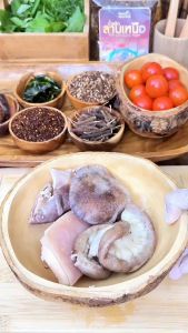 เชียงราย หอมมะ พริกลาบเหนือ 150 กรัม สูตร พริกลาบสูตรเชียงราย เป็นสำหรับการเข้มข้น พริกลาบสำเร็จรูป ทำง่าย ไม่ต้องปรุงอะไรเพิ่ม