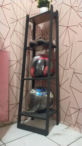 rak lantai rak helm serba guna 4 tatakan