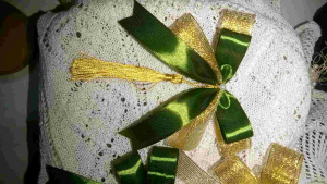 Pita Hias Desain Minimalis: Hampers Hari Raya & Hiasan Kado