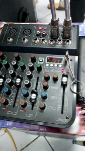 Trident F4 Professional 4Ch Mixer