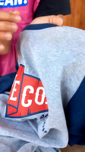 Penghilang Noda Daki pada Pakaian Baju Celana & Kain Lainnya