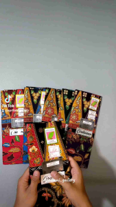 Sarung Batik Cap Daun Muda 115cm × 200cm: Pilihan Ideal untuk Santri Wanita & Ibu Melahirkan