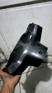 batok belakang satria lumba karbon