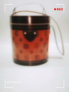 名牌圆桶包包/女装时尚手提包 女高根皮鞋与袜子配套 冥府纸扎用品/拜祖先 清明祭品 Ancestor Women Bag and Shoe Socks Qing Ming Product