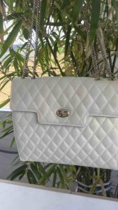 Túi 2hand đeo vai đeo chéo da thật trần trám classic rất xinh của Nhật -T572