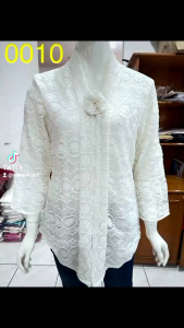 KEBAYA MODERN BROKAT FULL BELAKANG