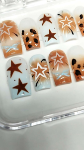 Nailsbox thủ công Y8 ngôi sao ombre nâu xanh