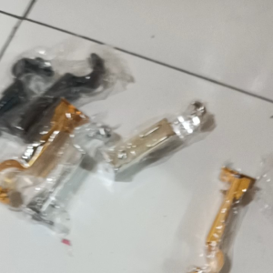 Breacket Gordyn Termurah / kaki batang Gordyn warna gold dan silver dan coklat / BISA COD