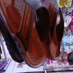 Sandal Model Jepit New Era Untuk Laki-Laki Dewasa