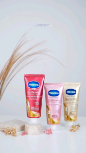 VASELINE BODY SERUM GLUTA HYA 200ML PRO AGE RESTORE 70X COLLAGEN FLAWLESS 200 ML