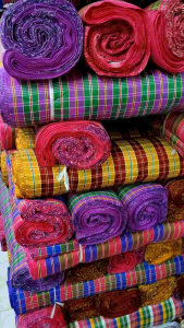 ผ้าขาวม้าโทเรอิสานลายสก๊อตยาวต่อกัน 20 ผืน