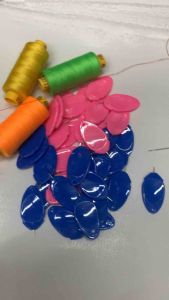 5 Miếng xỏ kim nhựa