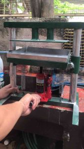 COCONUT PRESSER 2 TONS 5TPNS HEAVY DUTY GOOD FOR BUSINESS