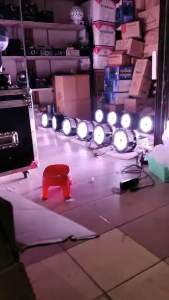 Đèn par led 18x15w chống nước