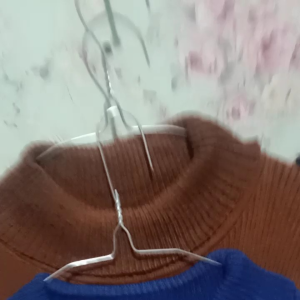 Sweater Rajut Kerah Tinggi: Ukuran & Warna Beragam