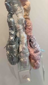 กระเป๋า Carlyn Poing Hologram Glow พร้อมส่ง 1OO% - ของแท้