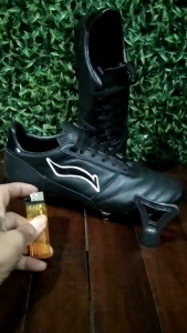 sepatu sepak bola kulit Airrac pul 6 baut asli kulit