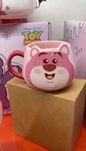 Ly Sứ Gấu Dâu Lotso - Set kèm muỗng và hộp quà tặng siêu dễ thương [CHÍNH HÃNG Disney] cao cấp
