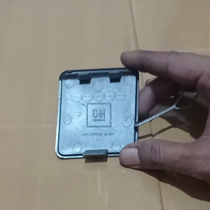 cover tutup towing bemper belakang chevrolet spin original