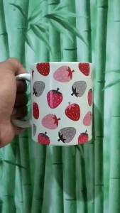Mug Gelas Cangkir Strawberry Field