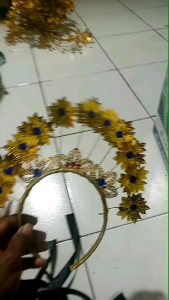 "Mahkota Bando Elegan - Aksesoris Rambut Mewah untuk Pesta/Wedding"topi mahkota