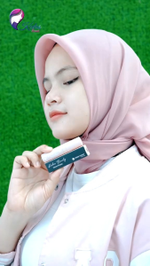 Red Velvet  ( winie  kisses ) kedas beauty