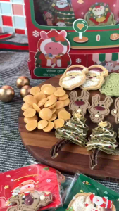 🎄2025 MERRY CHRISTMAS SPEACIAL HOME MADE SERIES PET TREAT GIFT BOX pet treat dog treat cat treat 2025宠物圣诞限定礼盒🎄