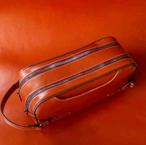 Pouch Bag Multifungsi Wanita / Pria Kulit Sapi Asli