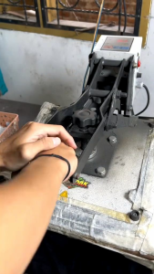 kaos bos muda versi rela berkorban demi janda pirang