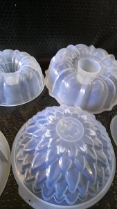 Cetakan Pudin salur plastik/loyang puding/cetaka puding/cetakan agar agar//cetakan agar agar/cetakan jelly/cetakan puding lucu dan unikcetakan puding bulatcetakan puding bentuk bunga/cetakan bolu kukus/cetakan puding twister sirsak semangka