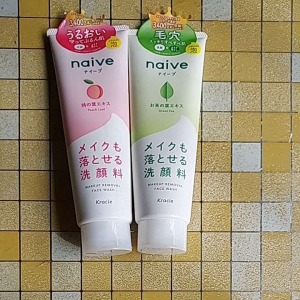 โฟมล้างหน้าNaiveMakeupRemovalFaceWashขนาด200กรัมต่อหนึ่งหลอดสินค้าของแท้100%