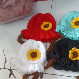 Topi Bayi Perempuan Motif Bunga Matahari Model Rambut Kepang