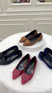 LOUISDEAR Sepatu Flat Tory Tali Belakang Heels 2 cm bahan Satin Tapak Karet B66