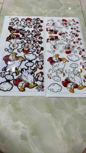 BỘ TEM GÀ SỢ HÃI DÁN ĐƯỢC MỌI LOẠI XE(22x60cm)