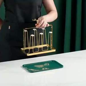 Dụng cụ úp ly hình hươu 6 ly mạ vàng