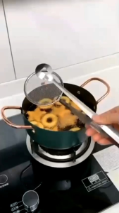 Capit Makanan /Jepit Gorengan Dengan Tirisan Minyak Saringan