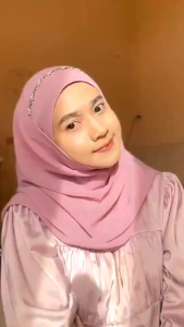 ผิว 2 สี กันแดดลิโอล่า การใช้ได้กับทุกผิว ผิวขาว และเนื้อครีมมีเบอร์ ผลลัพธ์ที่ดีที่สุด