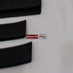 Sillplate Pijakan Pintu Samping Mobil Toyota Calya