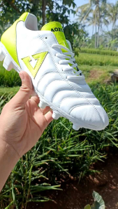 sepatu bola kulit aozora lugga fg white stabillo bahan kulit nyaman dipakai berkualitas tinggi