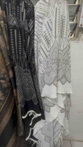 Kain crinkle motif etnik