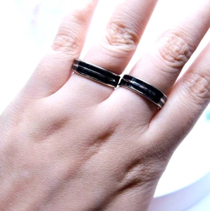 [GRATIS CETAK NAMA] Cincin Couple Titanium Anti Karat M89 | Cincin Pasangan | Cincin Hadiah | Cincin Lamaran | Cincin Tunangan | Aksesoris Pria Wanita