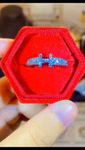 H44 {มีใบเซอร์ GRA รับรอง} แหวนเพชรโมอีส 0.01 กะรัต เรียบหรู ปรับไซส์แหวนได้ ของขวัญวันเกิดครบรอบ