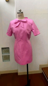 ชุดเดรส เดรสสั้นติดโบว์ เดรสเปิดหลัง ชุดเดรสกระโปรง เสื้อผ้าผู้หญิง ตัดเย็บในไทย hipaholic