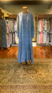 Merie Dress by Dian Pelangi LIMITED EDITION Busana Muslim Baju Maxi Gamis Abaya Kaftan Gaun Busui Pesta Pernikahan Kondangan Lebaran Casual Formal Wanita Hijaber Cantik Anggun Modis Modern Simple Elegan Mewah Model Korea Terbaru Motif Batik Kekinian