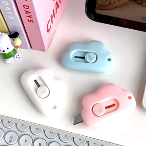 Mini Cutter Lucu Bentuk Motif Awan Pisau Kartun untuk Alat Tulis Kantor Cutter Portable