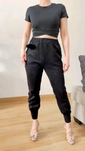 ●ECLAIRE● 0IS Jogger Suede List Merah Putih Sporty Olahraga Mode Trendy Modis Kasual Casual Import (FREE GANTUNGAN POM POM)