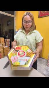 ขนมเปี๊ยะอร่อยซอย 8 ชอบความใหม่ทางนี้ - 500 กรัม