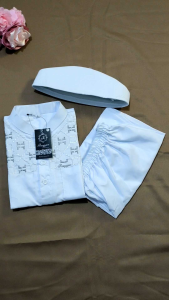 Koko putih anak laki-laki TK SD Manasik haji anak