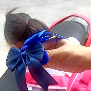 **โบว์เบิ้ล**โบว์นักเรียน กิ๊บติดผม(แผงละ6ชิ้น) ยางมัดผมนักเรียน สวยน่ารัก ผ้าดี มีหลายสี ตัวเลือก3แบบ ยาง กิ๊บหนีบ กิ๊บสปริง